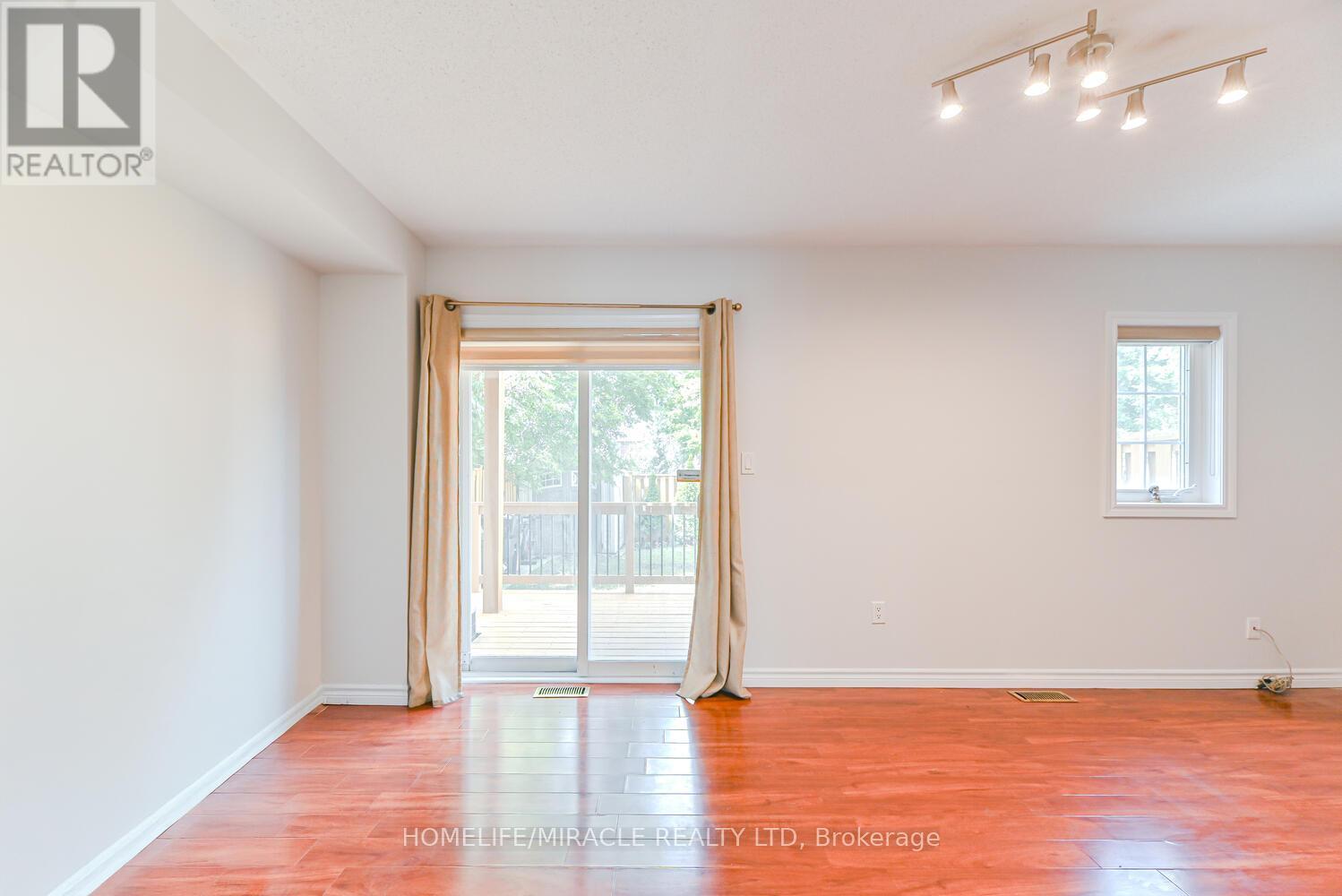 40 Janda Court, Toronto, Ontario  M9W 0A5 - Photo 9 - W12297810