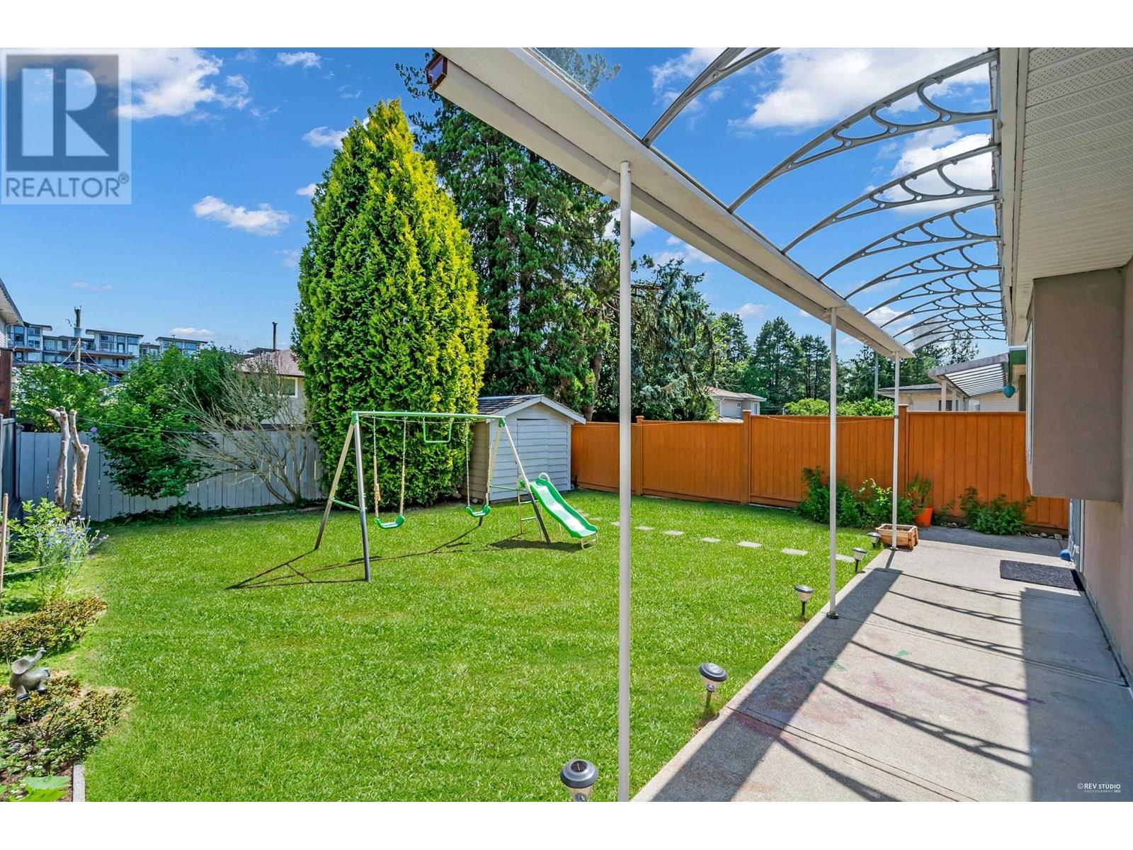 7222 16th Avenue, Burnaby, British Columbia  V3N 1N5 - Photo 17 - R3028831