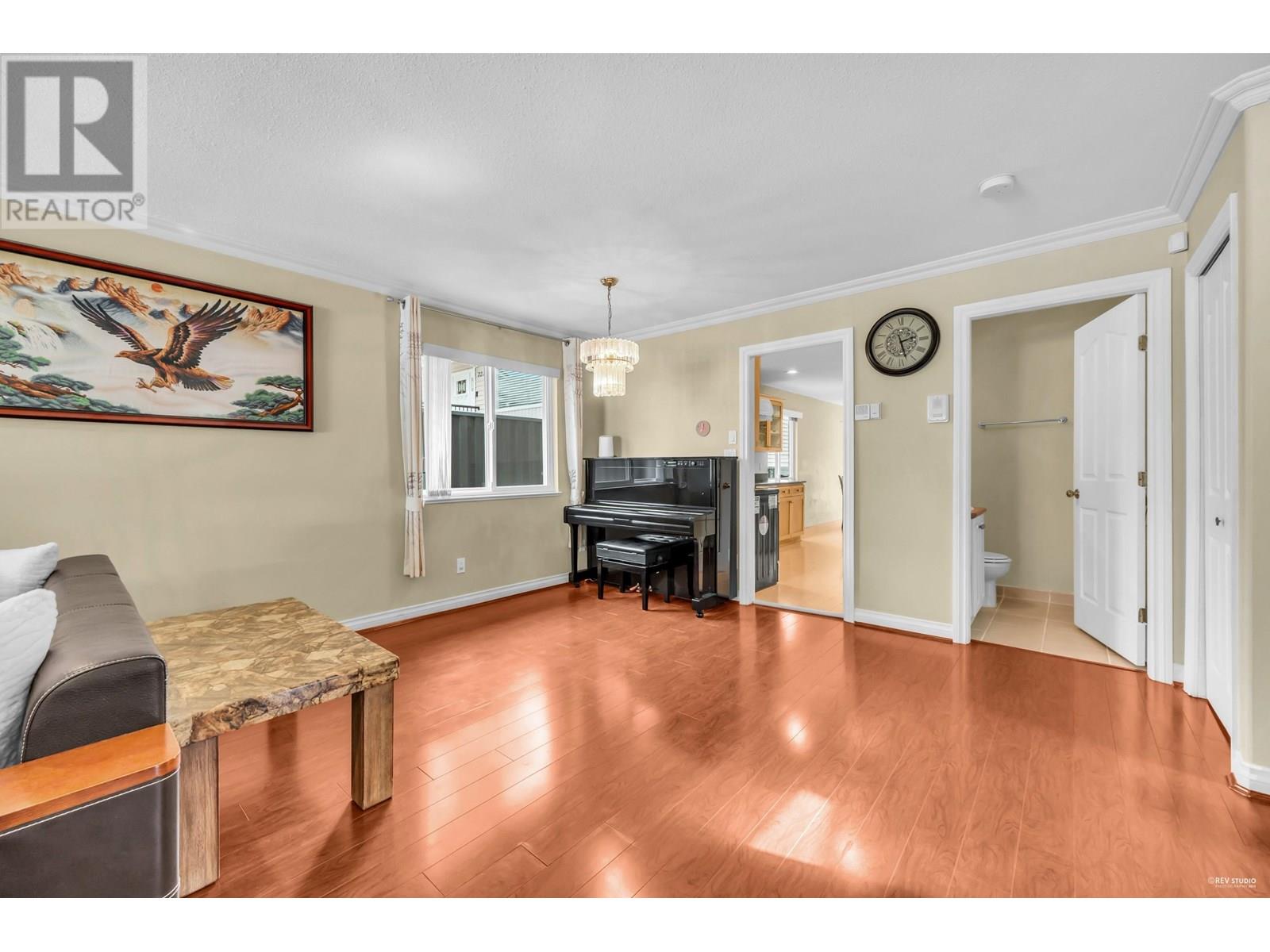 7222 16th Avenue, Burnaby, British Columbia  V3N 1N5 - Photo 5 - R3028831