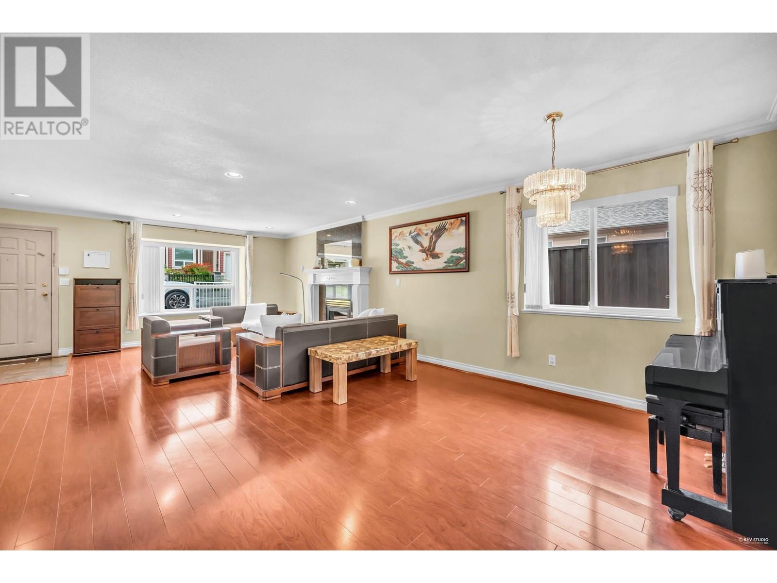 7222 16th Avenue, Burnaby, British Columbia  V3N 1N5 - Photo 6 - R3028831
