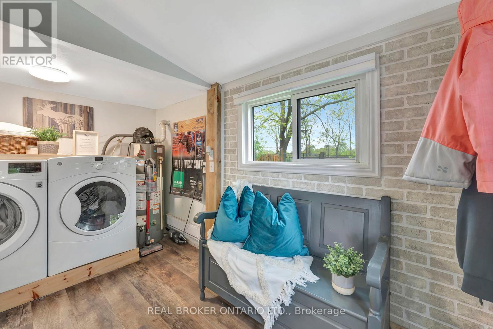 16 John Street, Haldimand, Ontario  N0A 1H0 - Photo 19 - X12297853