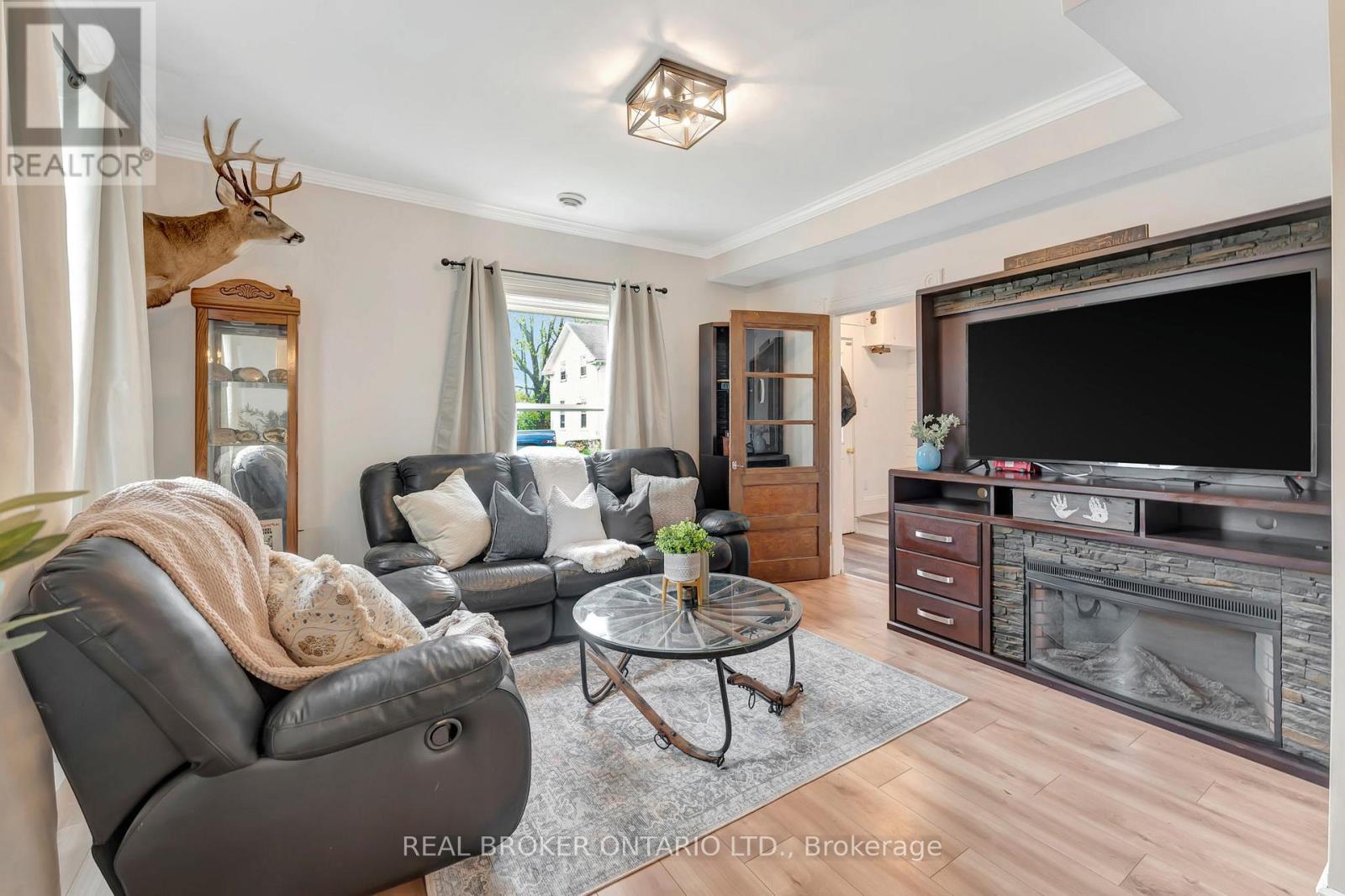 16 John Street, Haldimand, Ontario  N0A 1H0 - Photo 7 - X12297853