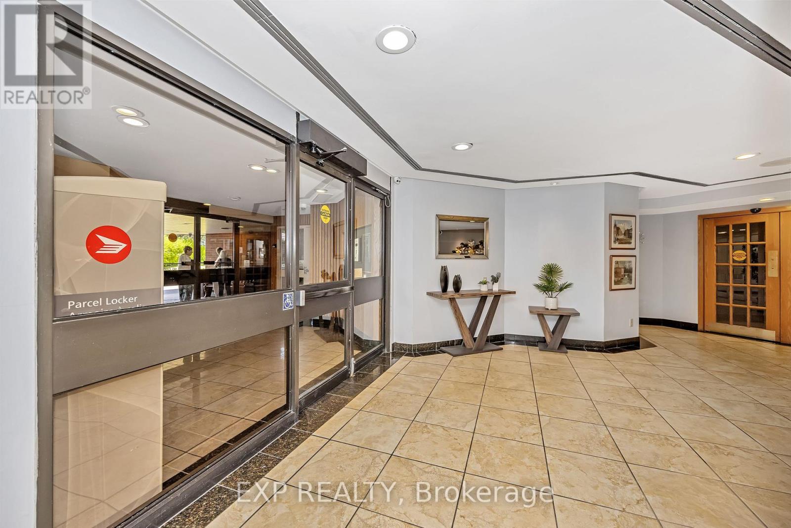 Property at 712 - 80 SANDCASTLE DRIVE image 3