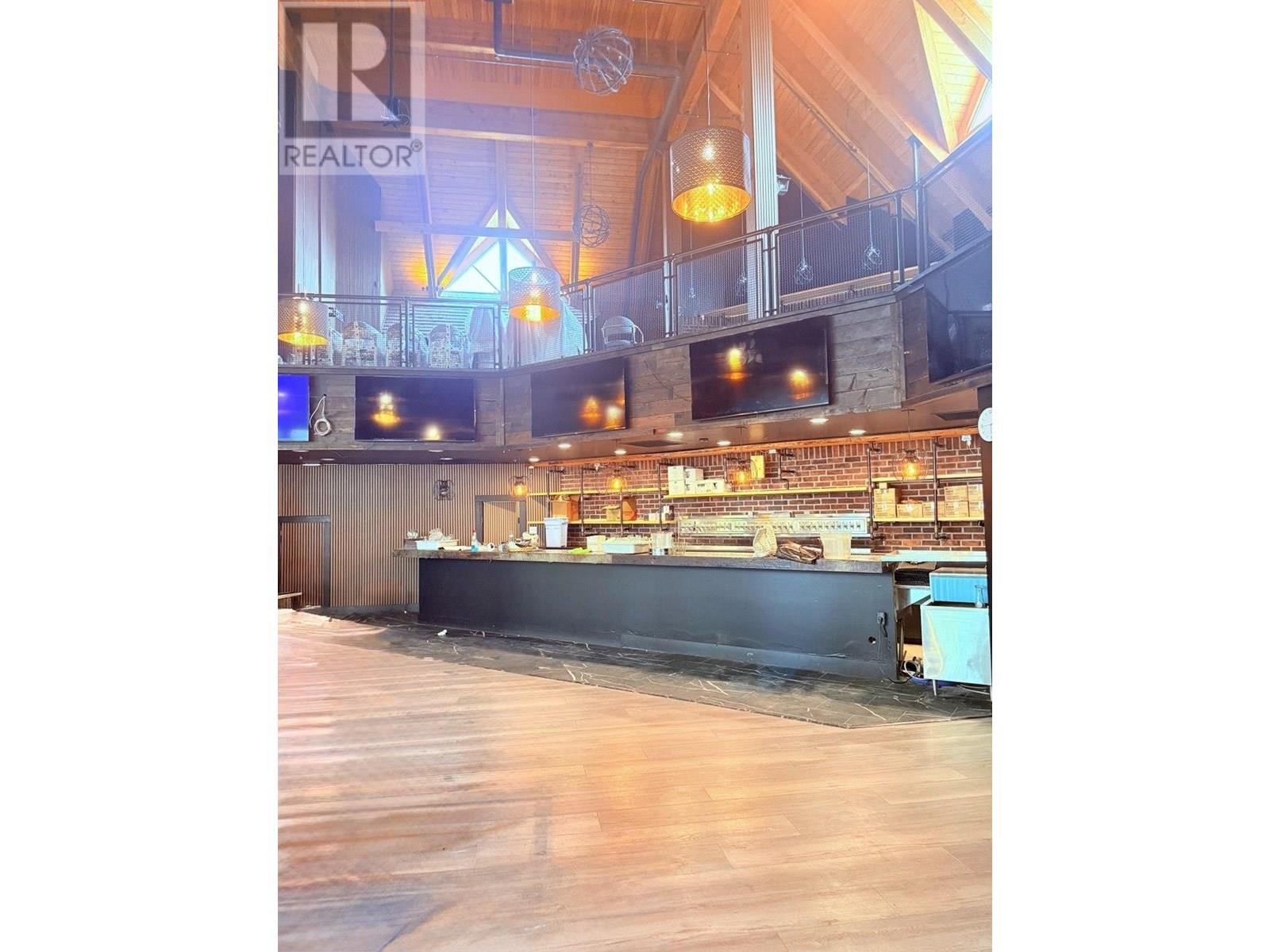 2099 Lougheed Highway, Port Coquitlam, British Columbia  V3B 1A8 - Photo 5 - C8070893