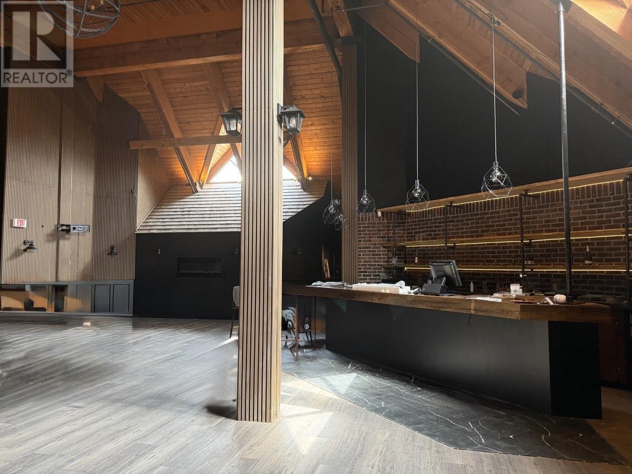 2099 Lougheed Highway, Port Coquitlam, British Columbia  V3B 1A8 - Photo 7 - C8070893