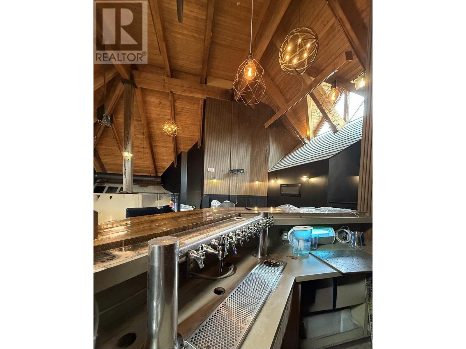 2099 Lougheed Highway, Port Coquitlam, British Columbia  V3B 1A8 - Photo 8 - C8070893