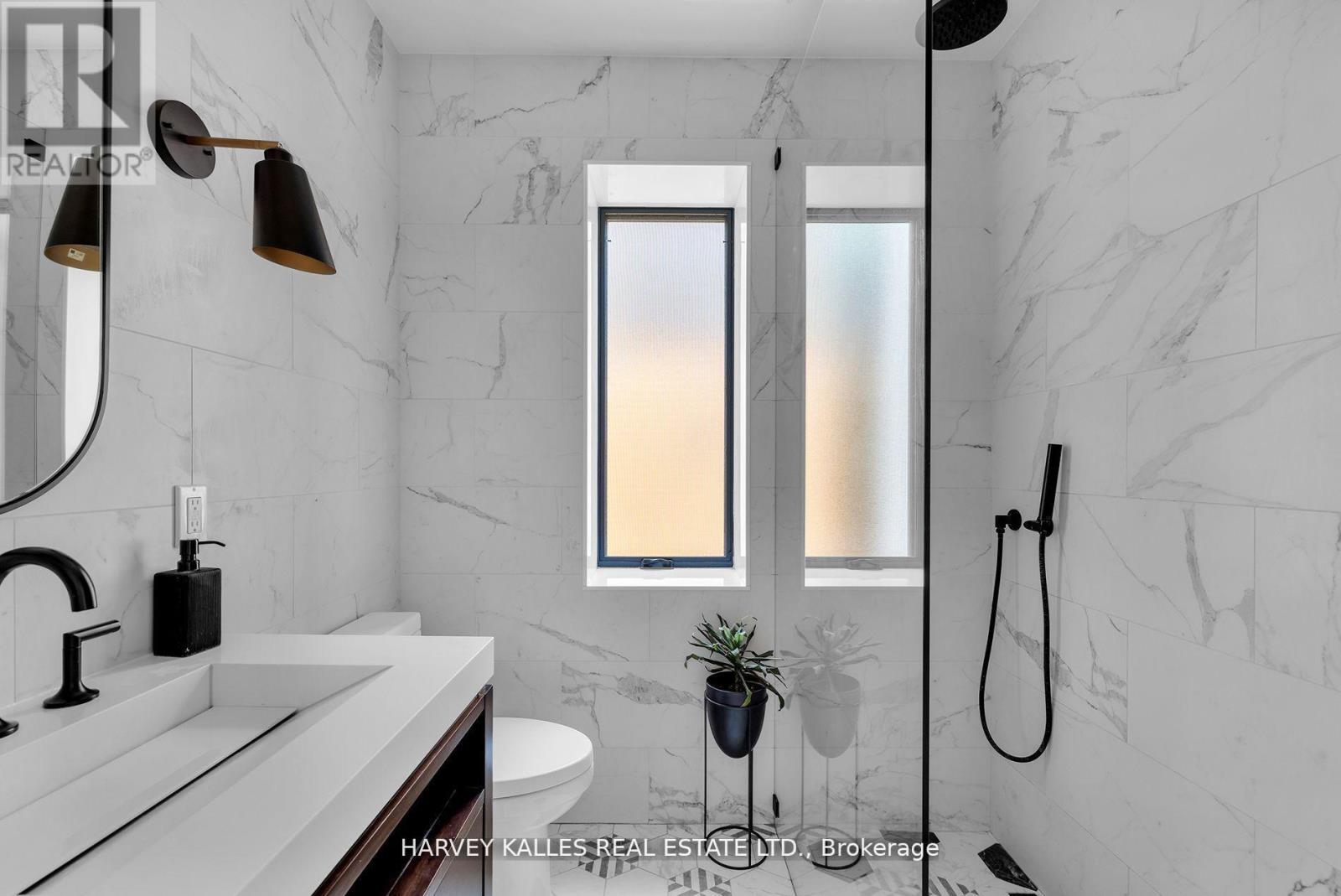 274 Carlton Street, Toronto (Cabbagetown-South St. James Town), Ontario  M5A 2L5 - Photo 15 - C12297954