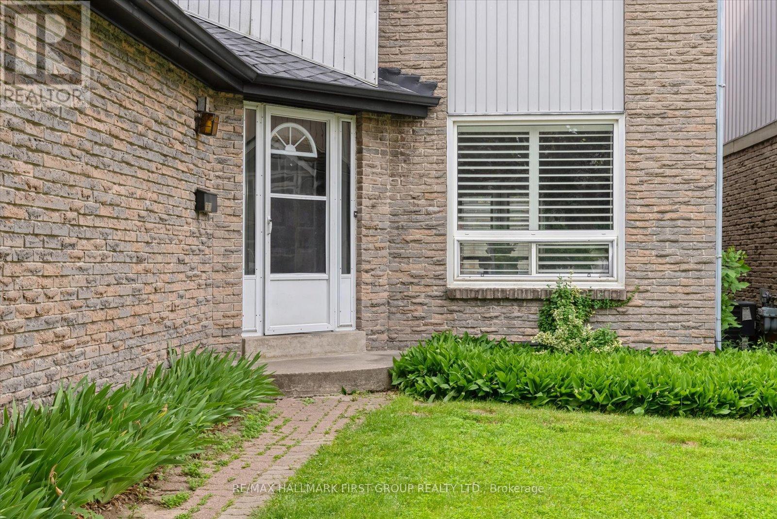 Property at 1938 PARKSIDE DRIVE image 5