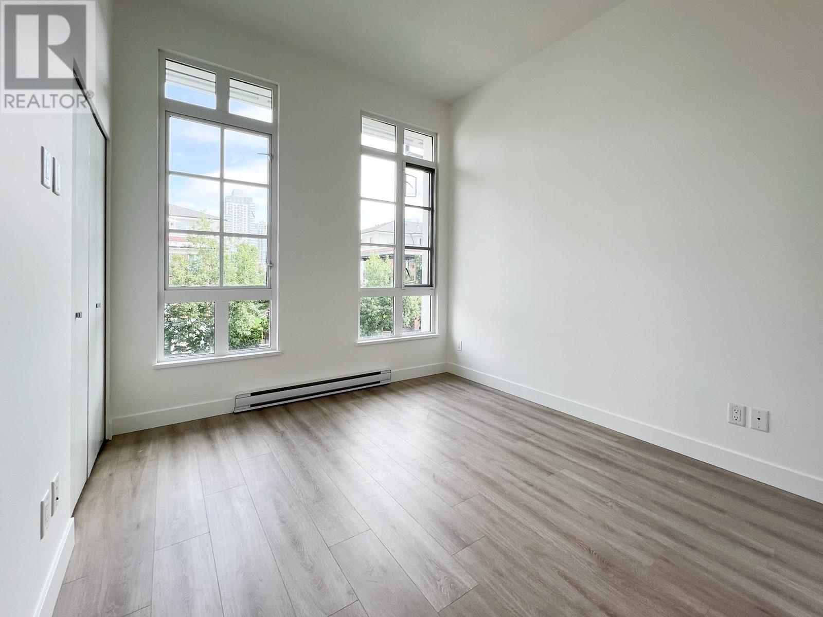 105 548 Foster Avenue, Coquitlam, British Columbia  V3J 0E2 - Photo 4 - R3027638