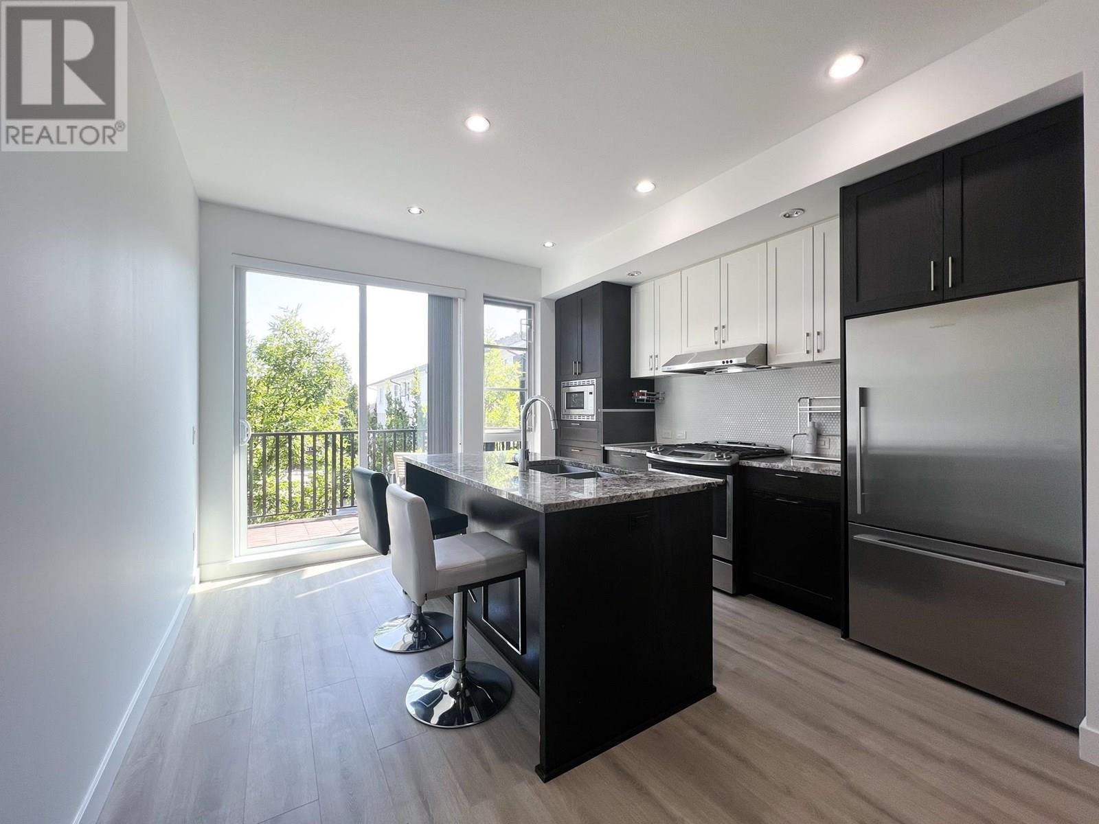 105 548 Foster Avenue, Coquitlam, British Columbia  V3J 0E2 - Photo 23 - R3027638