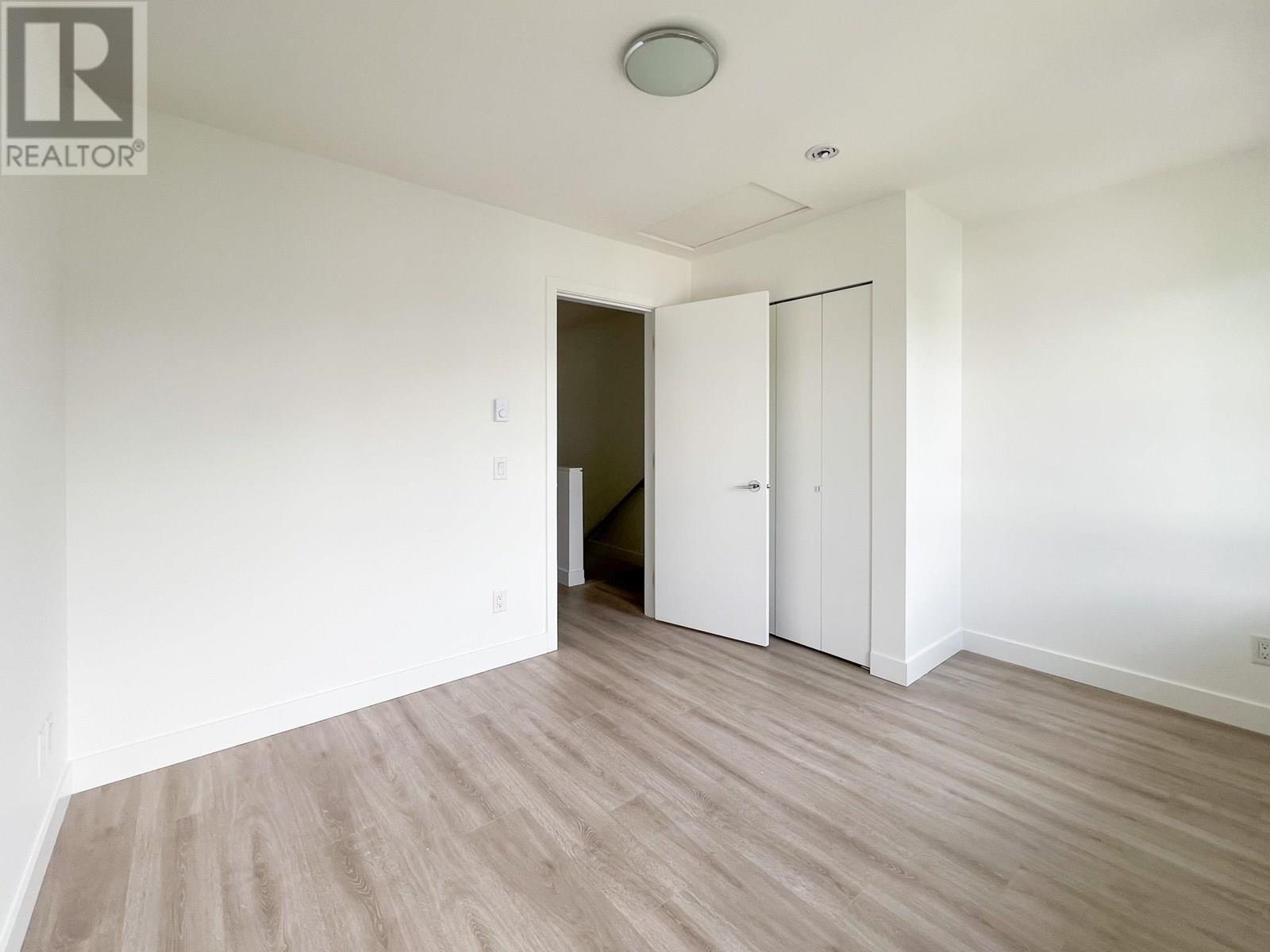 105 548 Foster Avenue, Coquitlam, British Columbia  V3J 0E2 - Photo 12 - R3027638