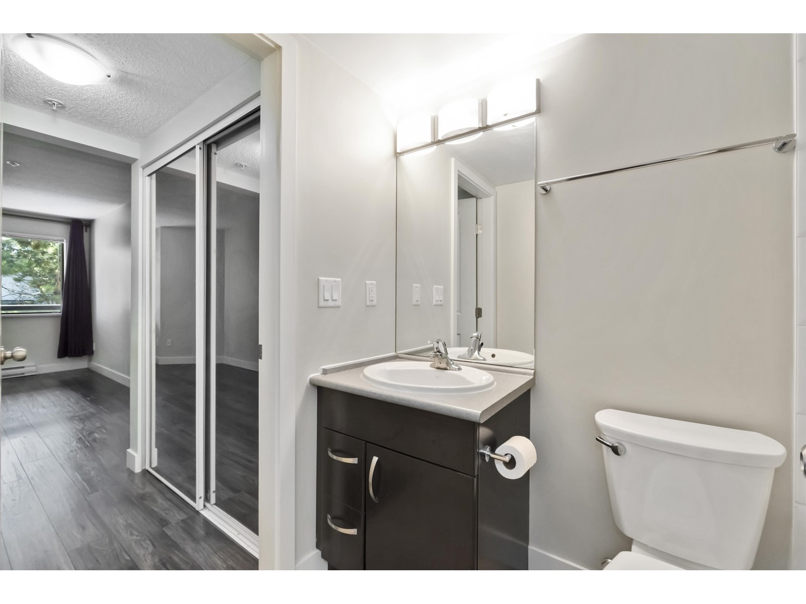 338 10838 City Parkway, Surrey, British Columbia  V3T 5X9 - Photo 23 - R3028966