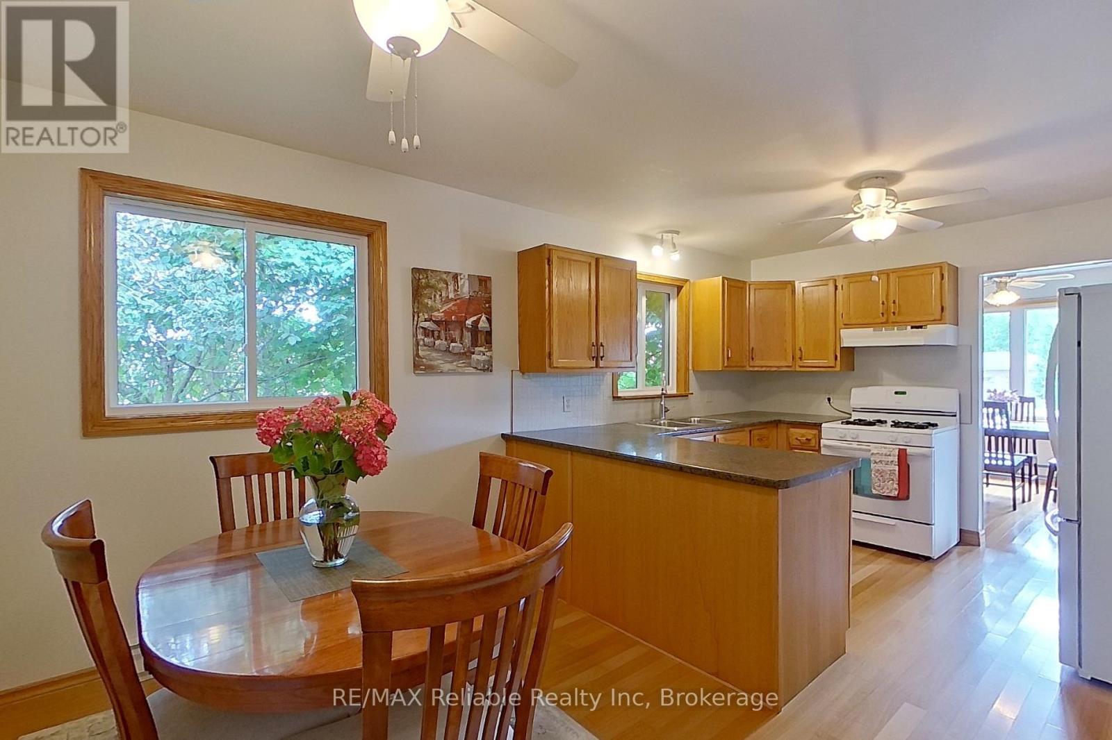 25 Jordan Drive, North Huron, Ontario  N0G 1E0 - Photo 12 - X12298050