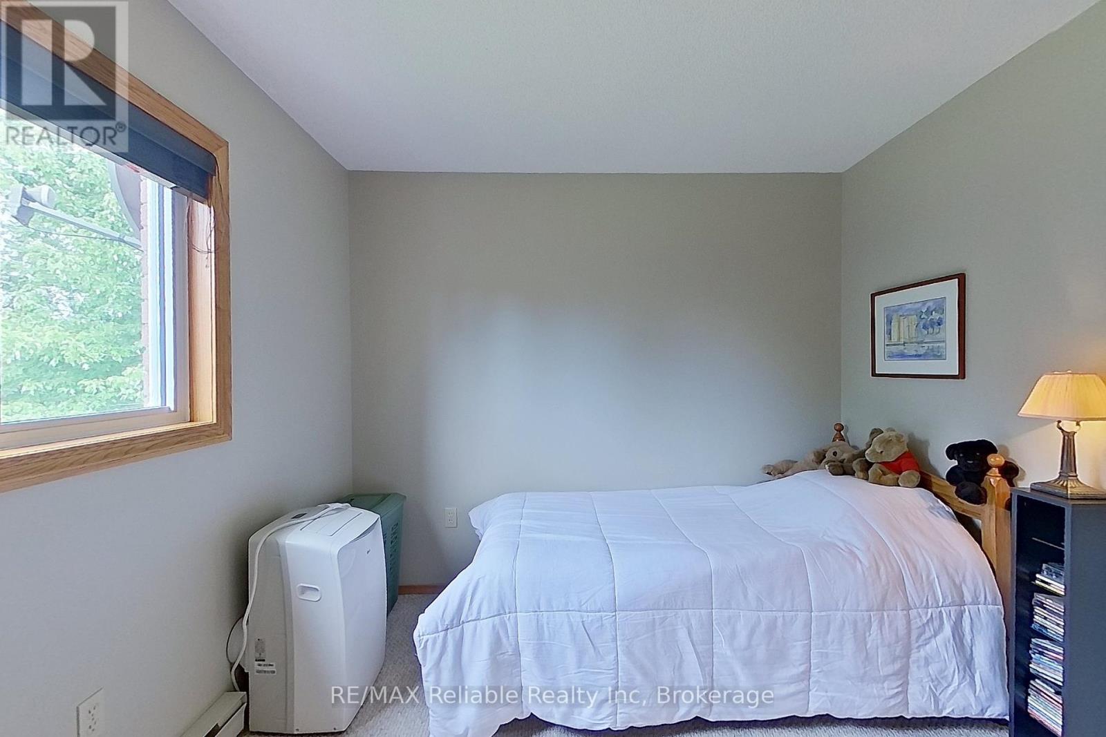 25 Jordan Drive, North Huron, Ontario  N0G 1E0 - Photo 19 - X12298050