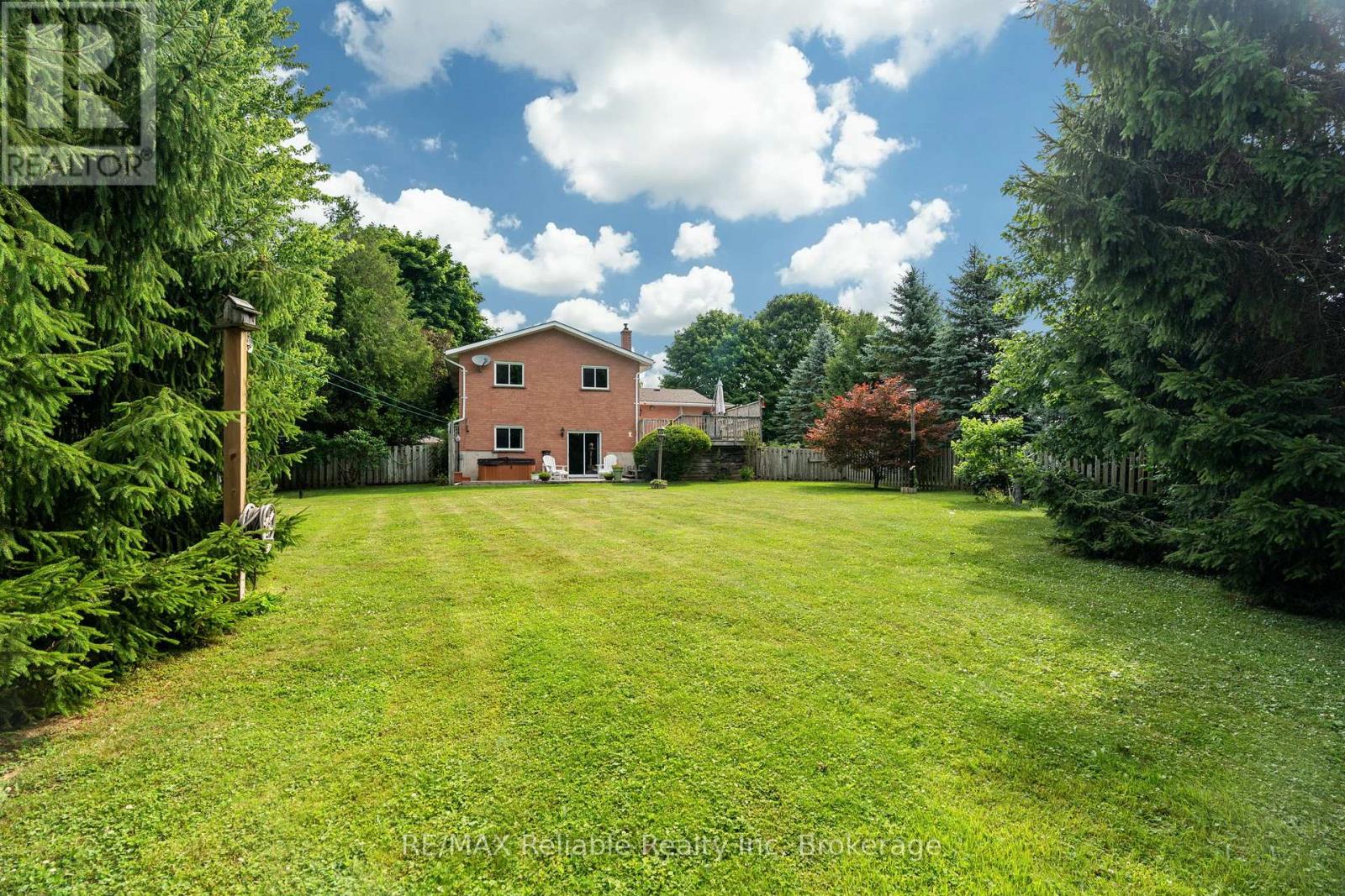 25 Jordan Drive, North Huron, Ontario  N0G 1E0 - Photo 40 - X12298050