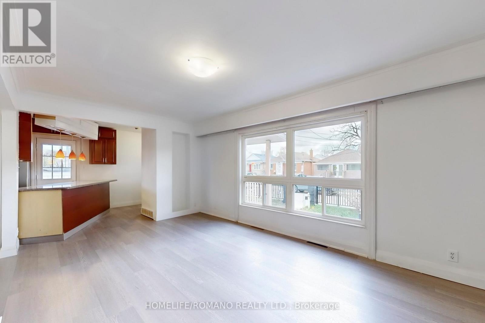 66 Mahoney Avenue, Toronto, Ontario  M6M 2H4 - Photo 10 - W12297937