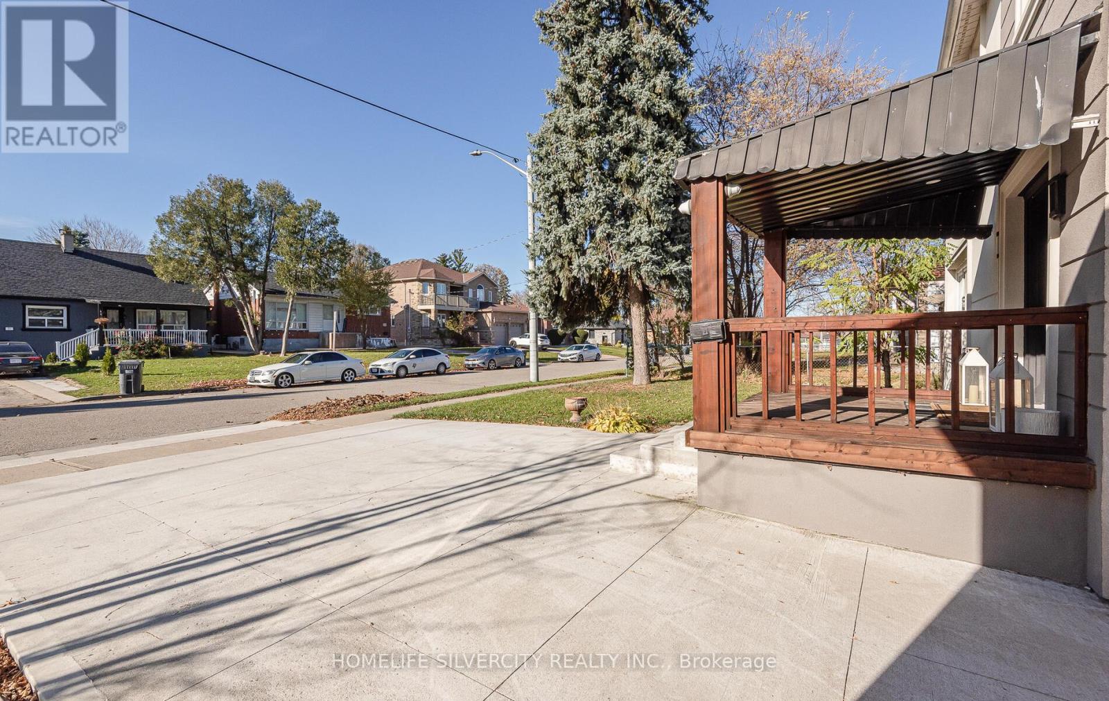 Property at 32 SLEDMAN STREET image 2