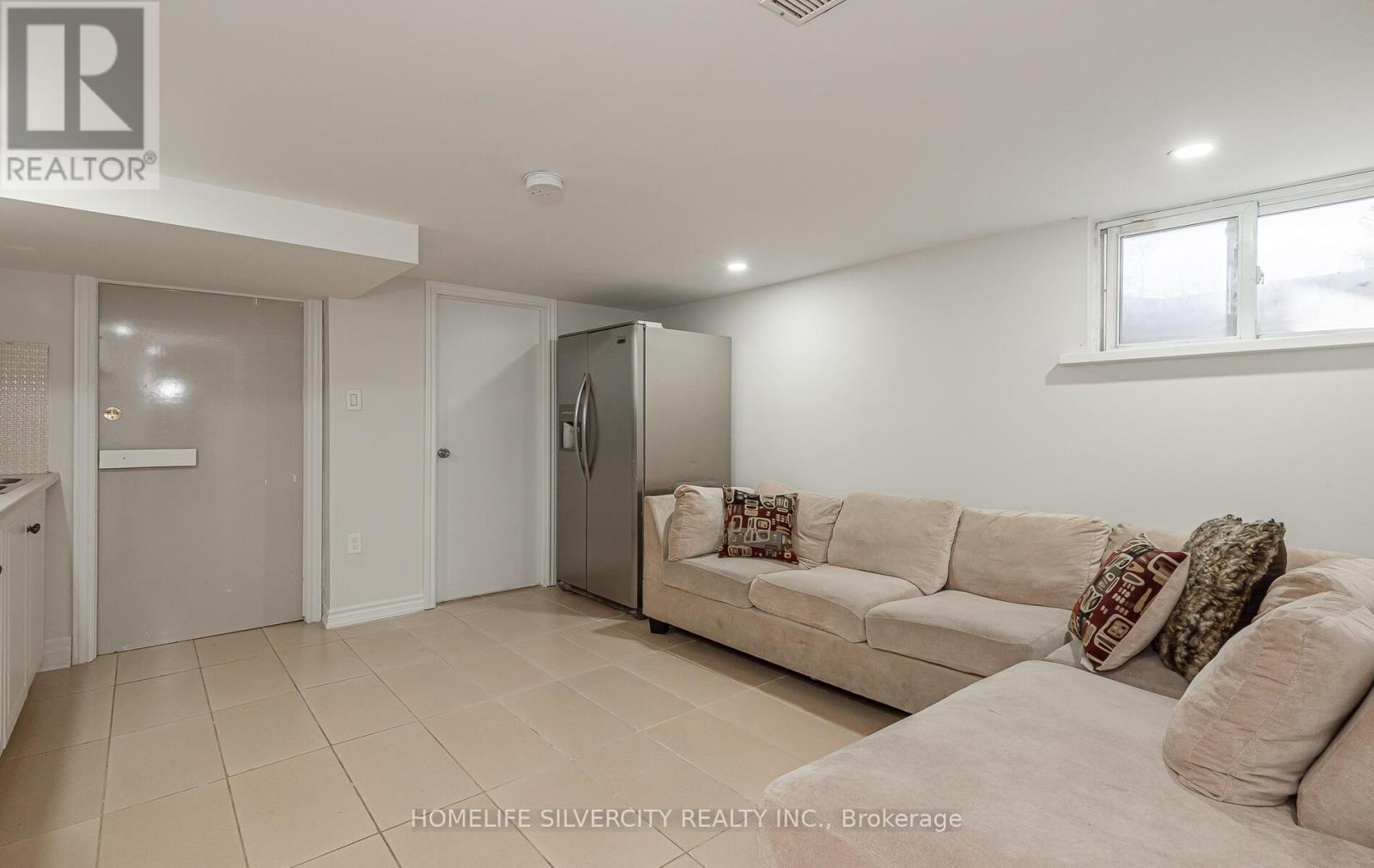 32 Sledman Street, Mississauga, Ontario  L4T 1K5 - Photo 29 - W12297958
