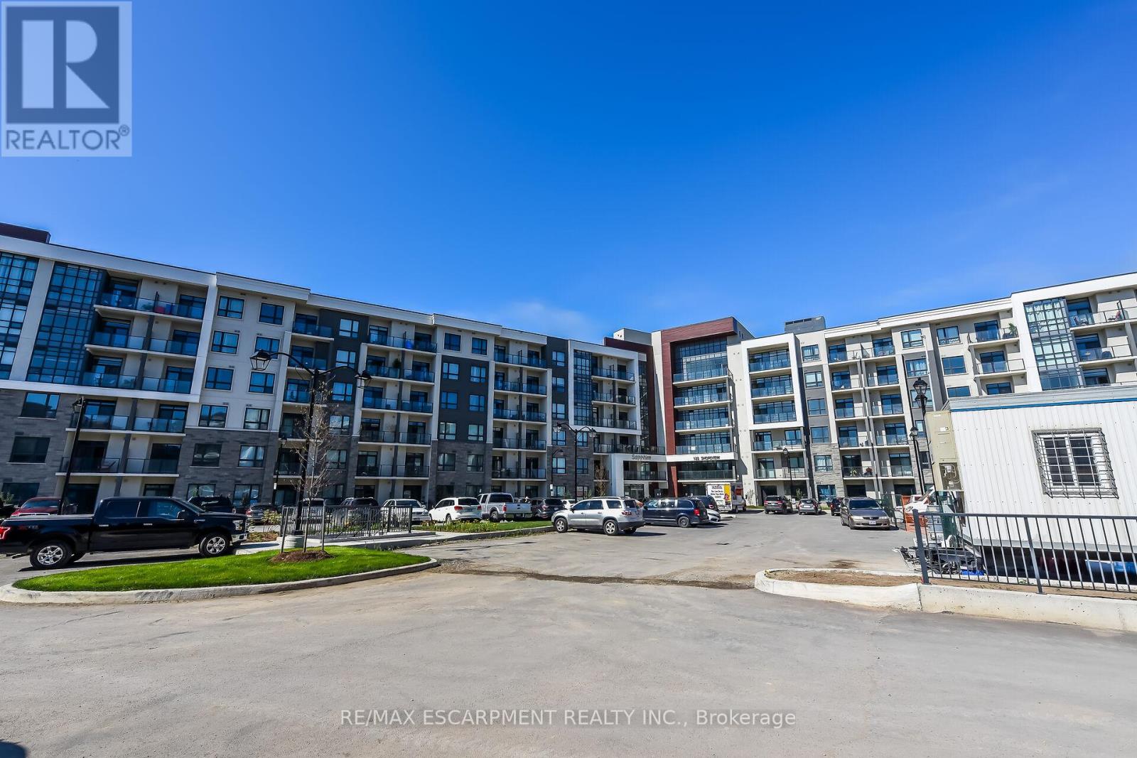 103 - 125 Shoreview Place, Hamilton, Ontario  L8B 0K3 - Photo 4 - X12297993