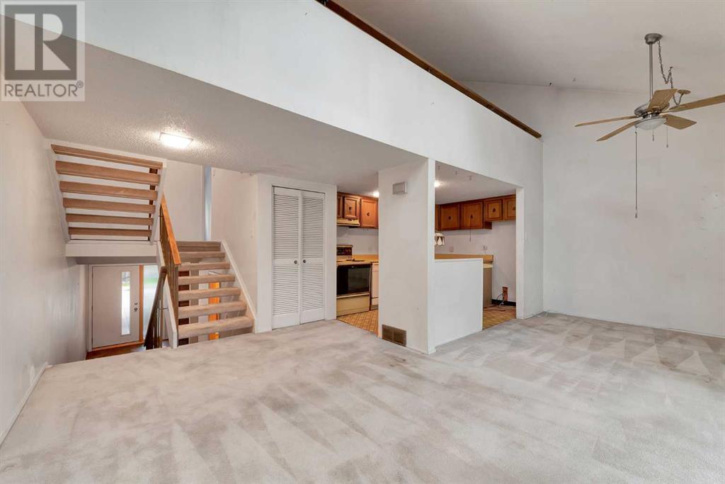 Property at 23, 2225 Oakmoor Drive SW image 5