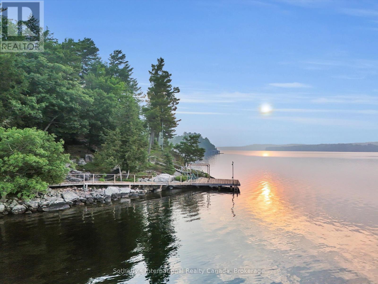 1080 Vanclieaf Drive, Lake Of Bays, Ontario  P0B 1A0 - Photo 21 - X12296293