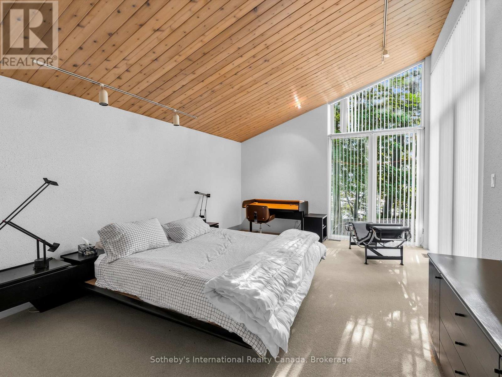 1080 Vanclieaf Drive, Lake Of Bays, Ontario  P0B 1A0 - Photo 29 - X12296293