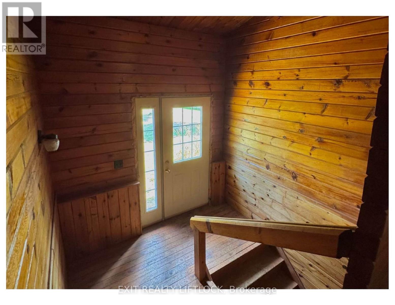 Property at 102 RIDGE ROAD E image 3