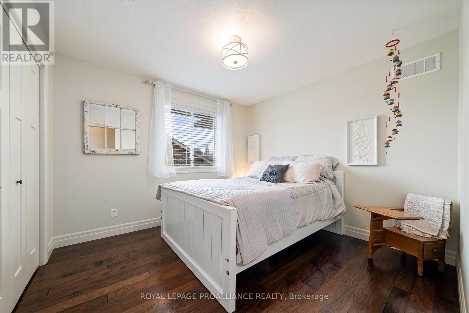 19 Scenic Drive, Belleville, Ontario  K8N 0C2 - Photo 25 - X12298144