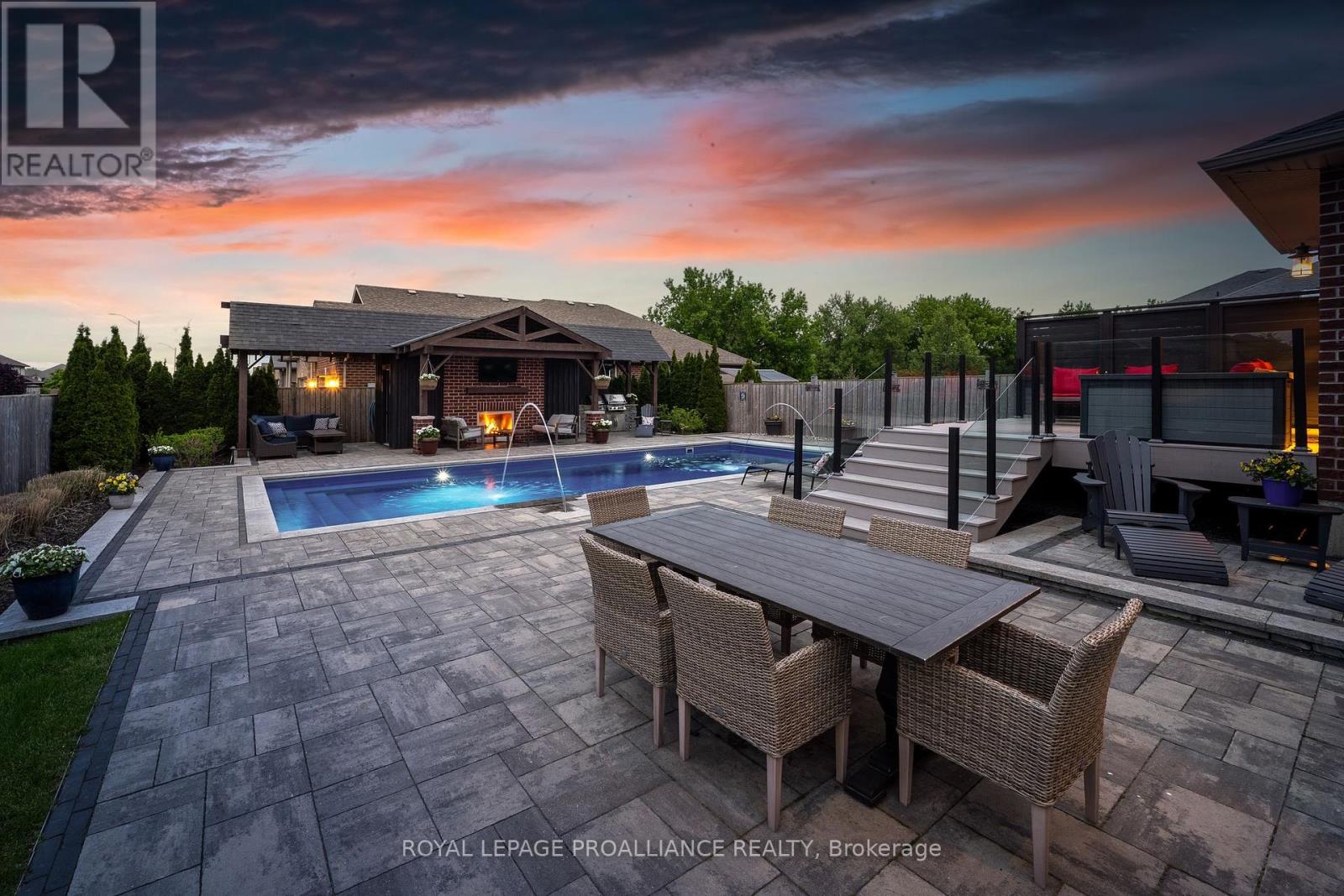 19 Scenic Drive, Belleville, Ontario  K8N 0C2 - Photo 49 - X12298144