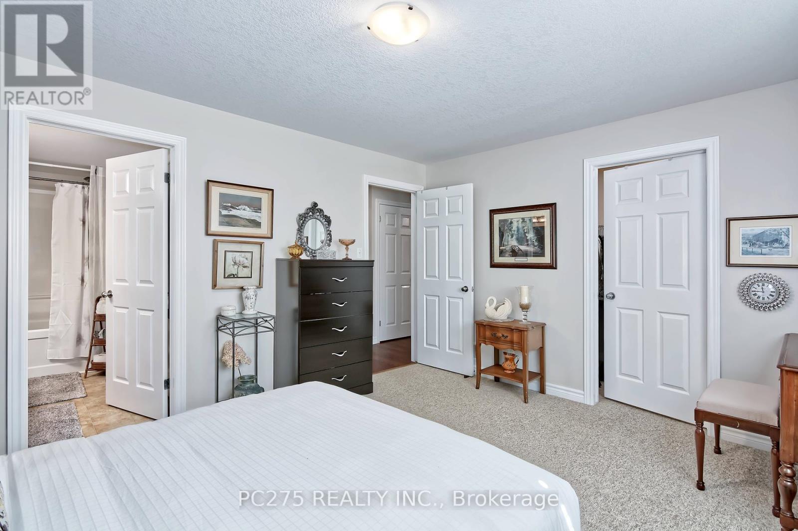236 - 3320 Meadowgate Boulevard, London South, Ontario  N6M 0A7 - Photo 17 - X12298196
