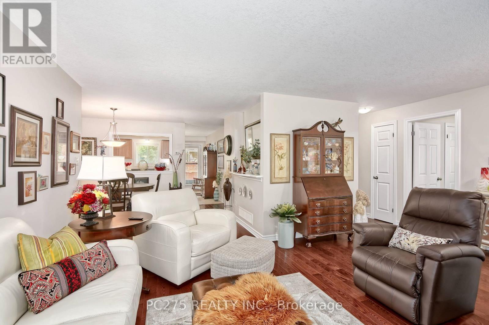 236 - 3320 Meadowgate Boulevard, London South, Ontario  N6M 0A7 - Photo 7 - X12298196