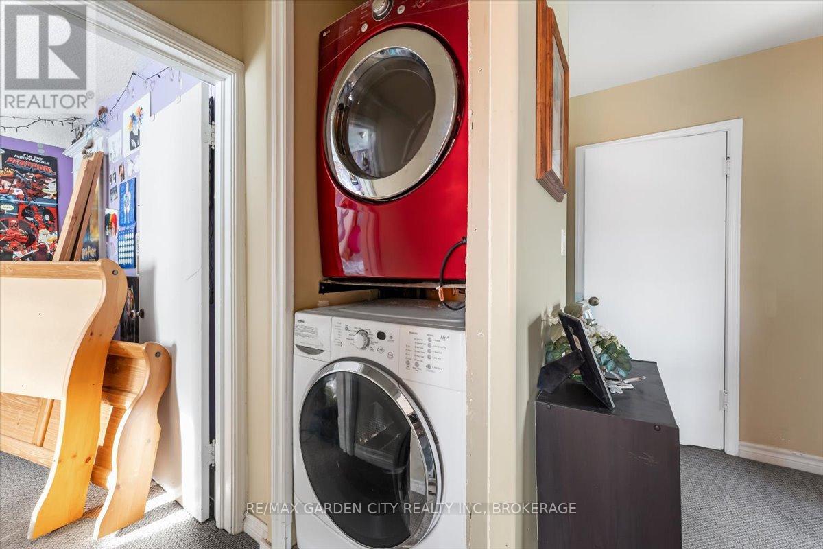 4115 May Avenue, Niagara Falls, Ontario  L2E 3H6 - Photo 15 - X12231277