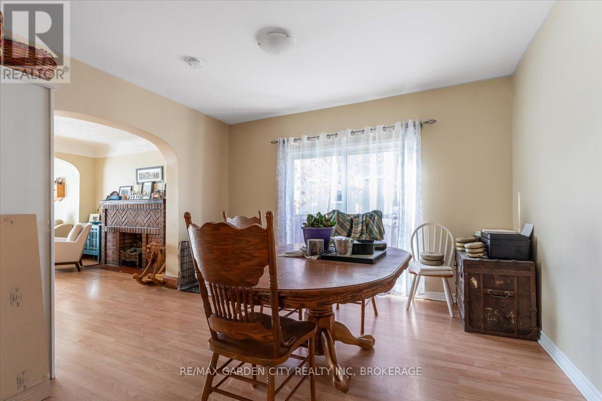 4115 May Avenue, Niagara Falls, Ontario  L2E 3H6 - Photo 8 - X12231277