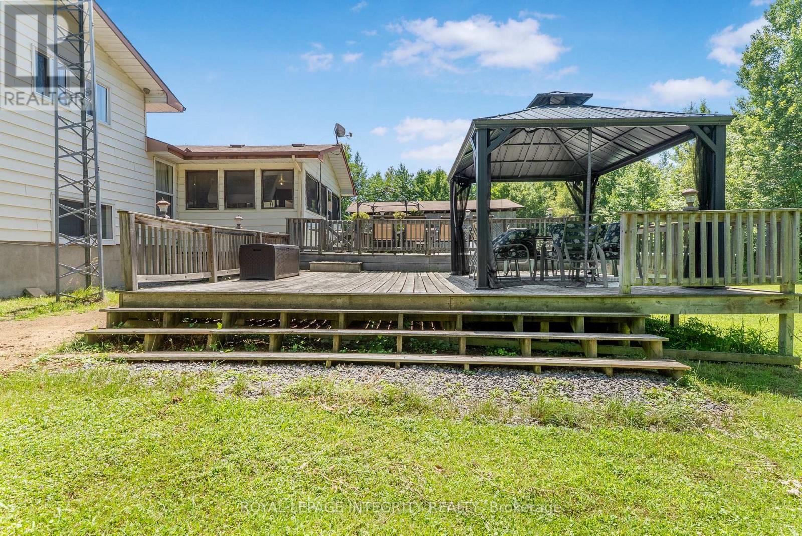 271 County Rd 19 Road, Alfred And Plantagenet, Ontario  K0A 3K0 - Photo 5 - X12298174