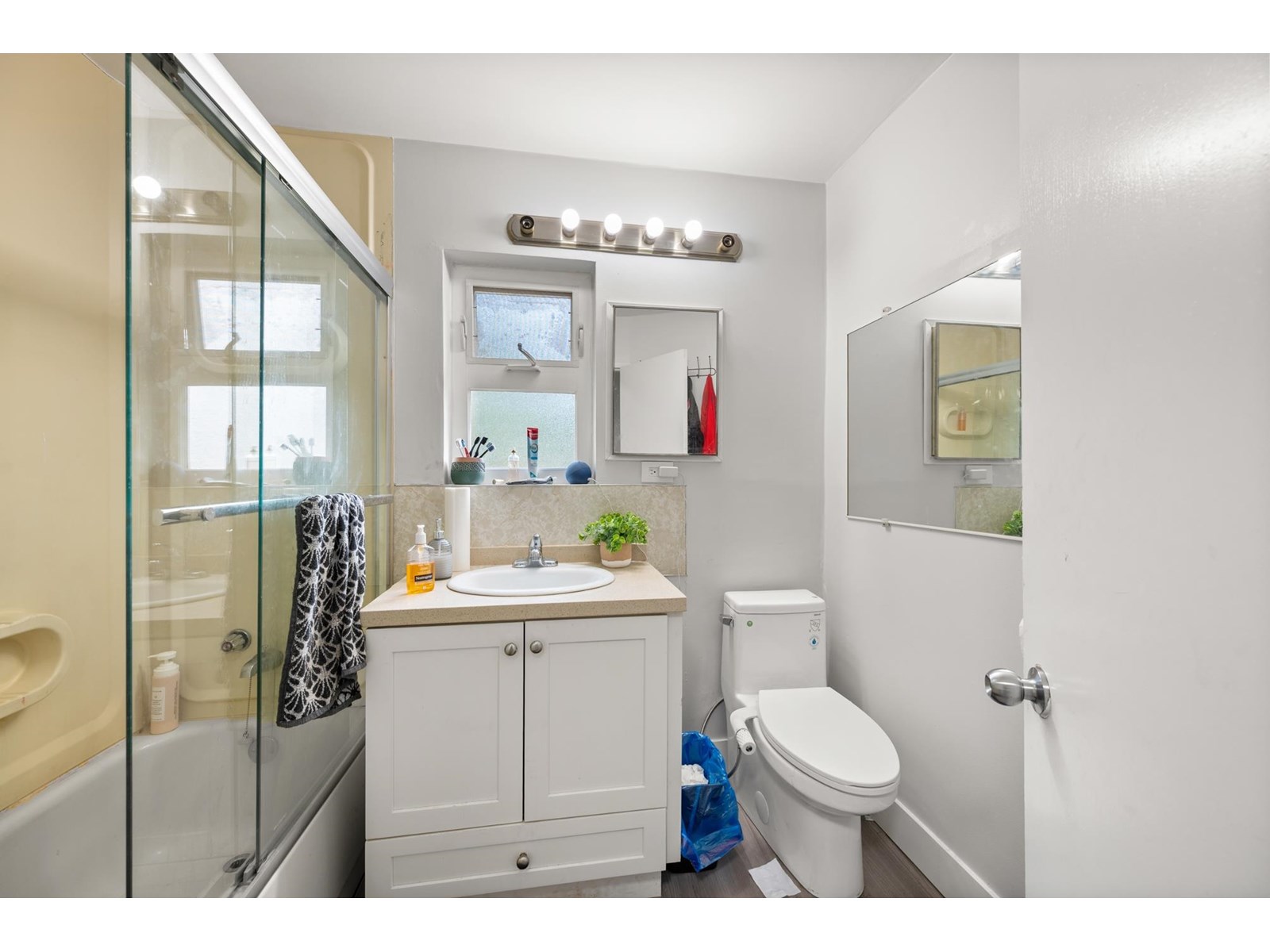 14405 114a Avenue, Surrey, British Columbia  V3R 2N8 - Photo 9 - R3026507