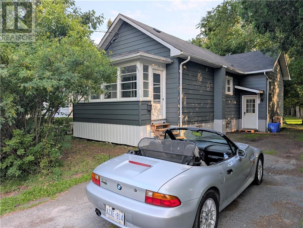 Property at 487 St Raphael Street image 1