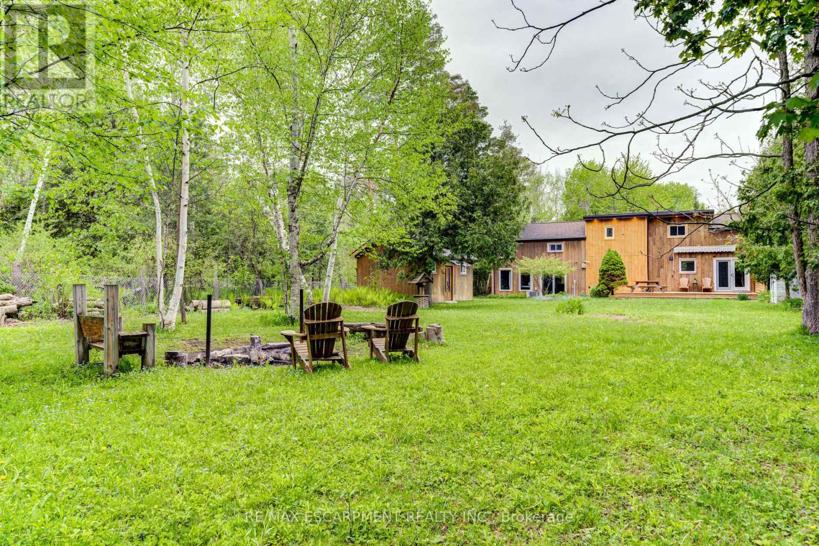 109 Hope Street, Blue Mountains, Ontario  L9Y 0L1 - Photo 40 - X12298042