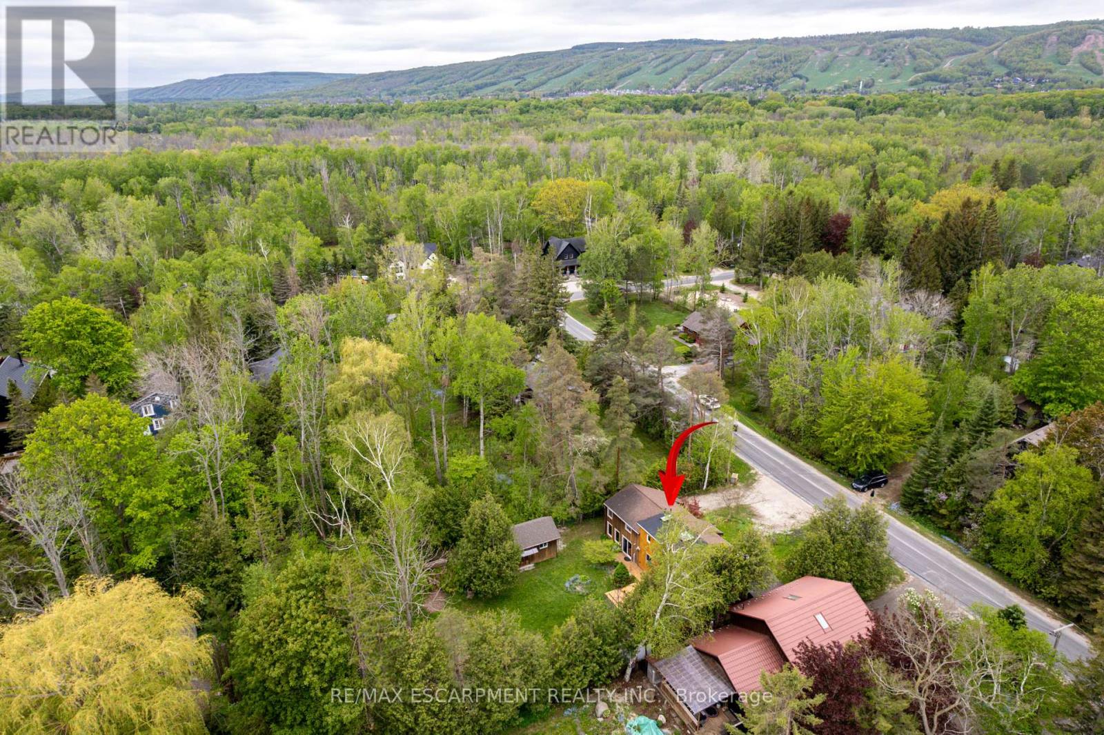 109 Hope Street, Blue Mountains, Ontario  L9Y 0L1 - Photo 45 - X12298042
