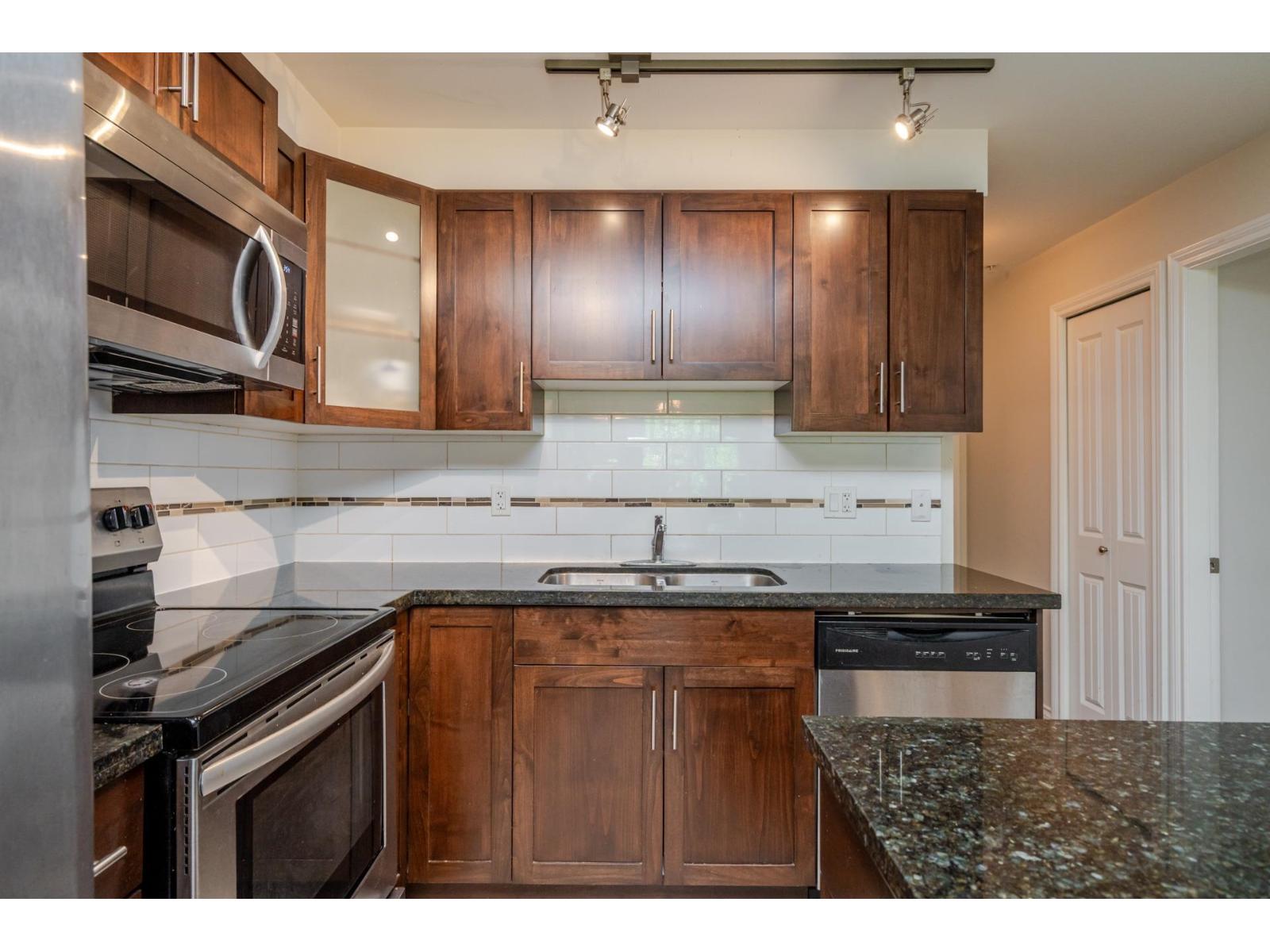 112 5650 201a Street, Langley, British Columbia  V3A 0B3 - Photo 8 - R3011623