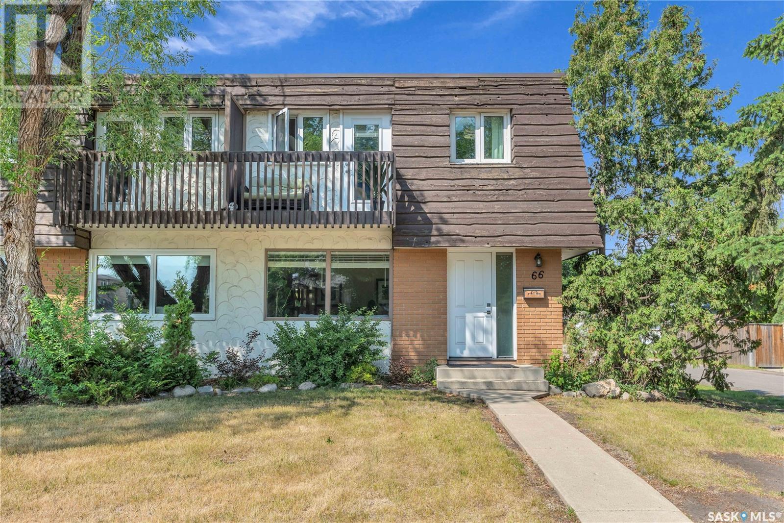 Property at 66 120 Acadia DRIVE image 1