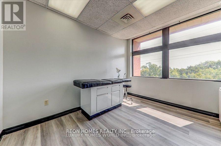 301 - 3852 Finch Avenue E, Toronto, Ontario  M1T 3T9 - Photo 11 - E12298114