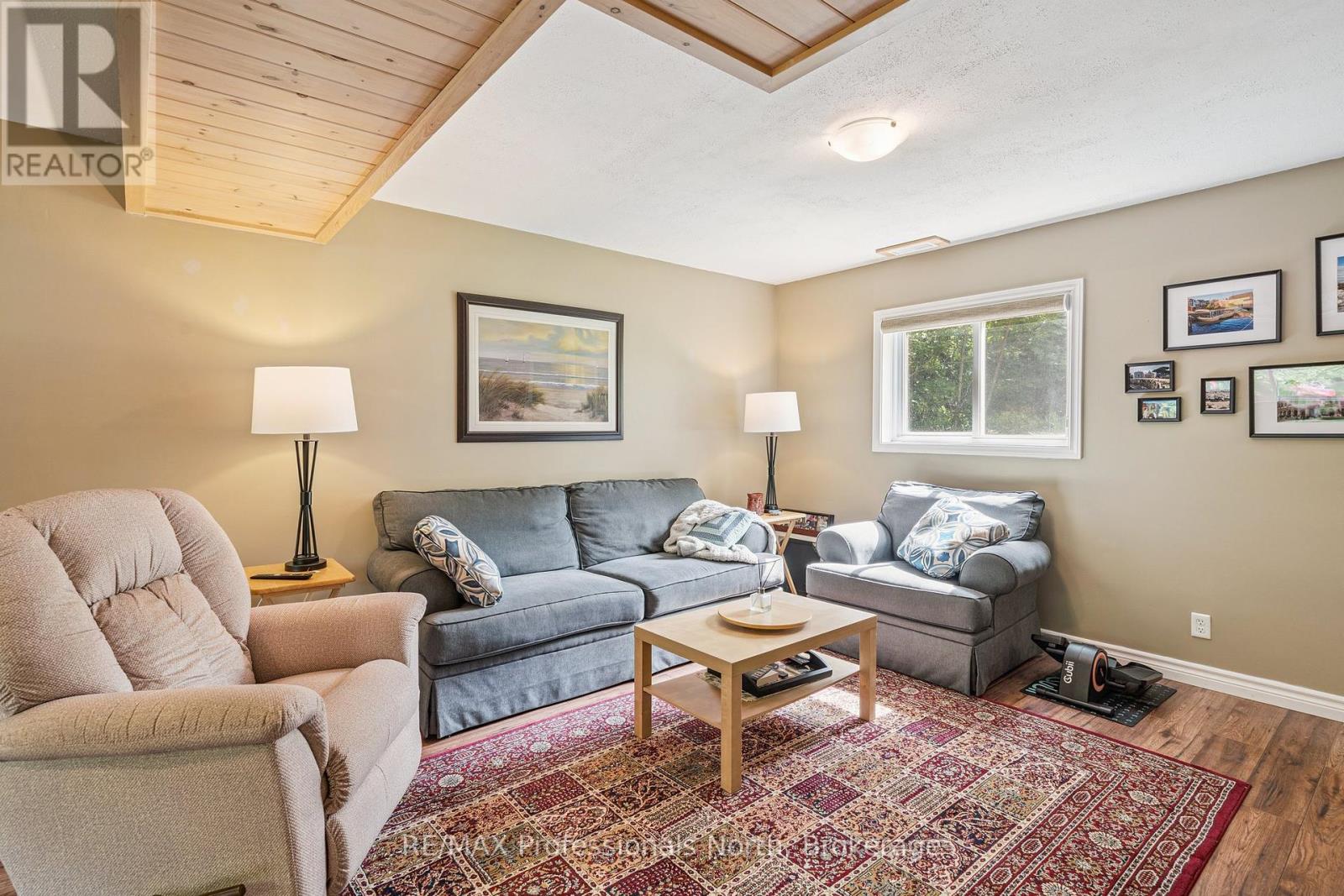 57 Yonge Street S, Huntsville, Ontario  P1H 1T8 - Photo 24 - X12281653