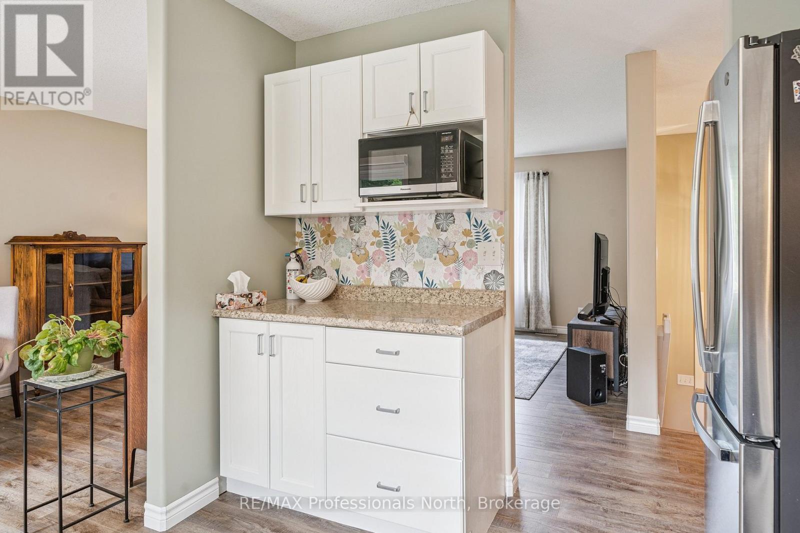 57 Yonge Street S, Huntsville, Ontario  P1H 1T8 - Photo 13 - X12281653