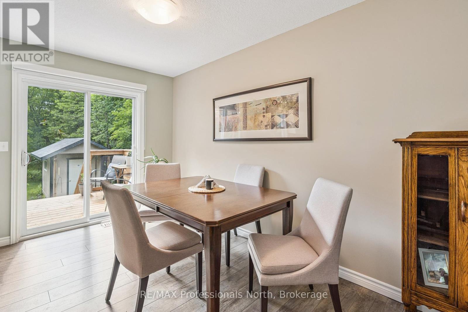 57 Yonge Street S, Huntsville, Ontario  P1H 1T8 - Photo 11 - X12281653