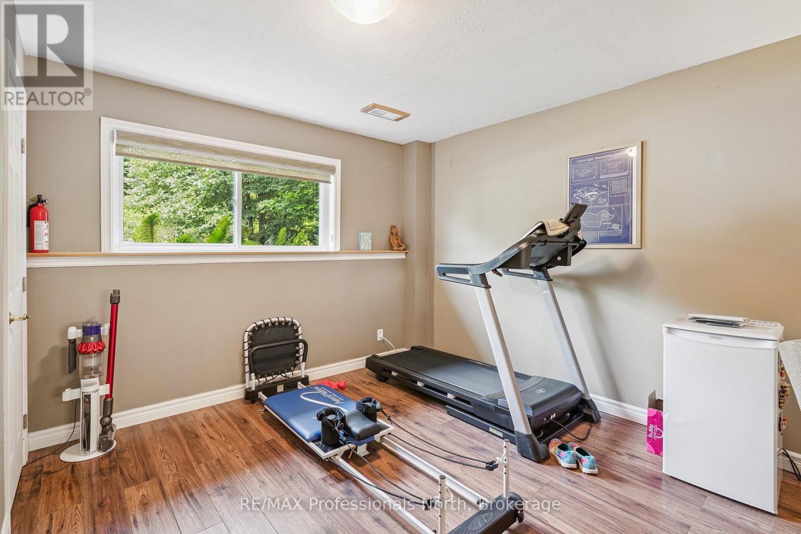 57 Yonge Street S, Huntsville, Ontario  P1H 1T8 - Photo 26 - X12281653