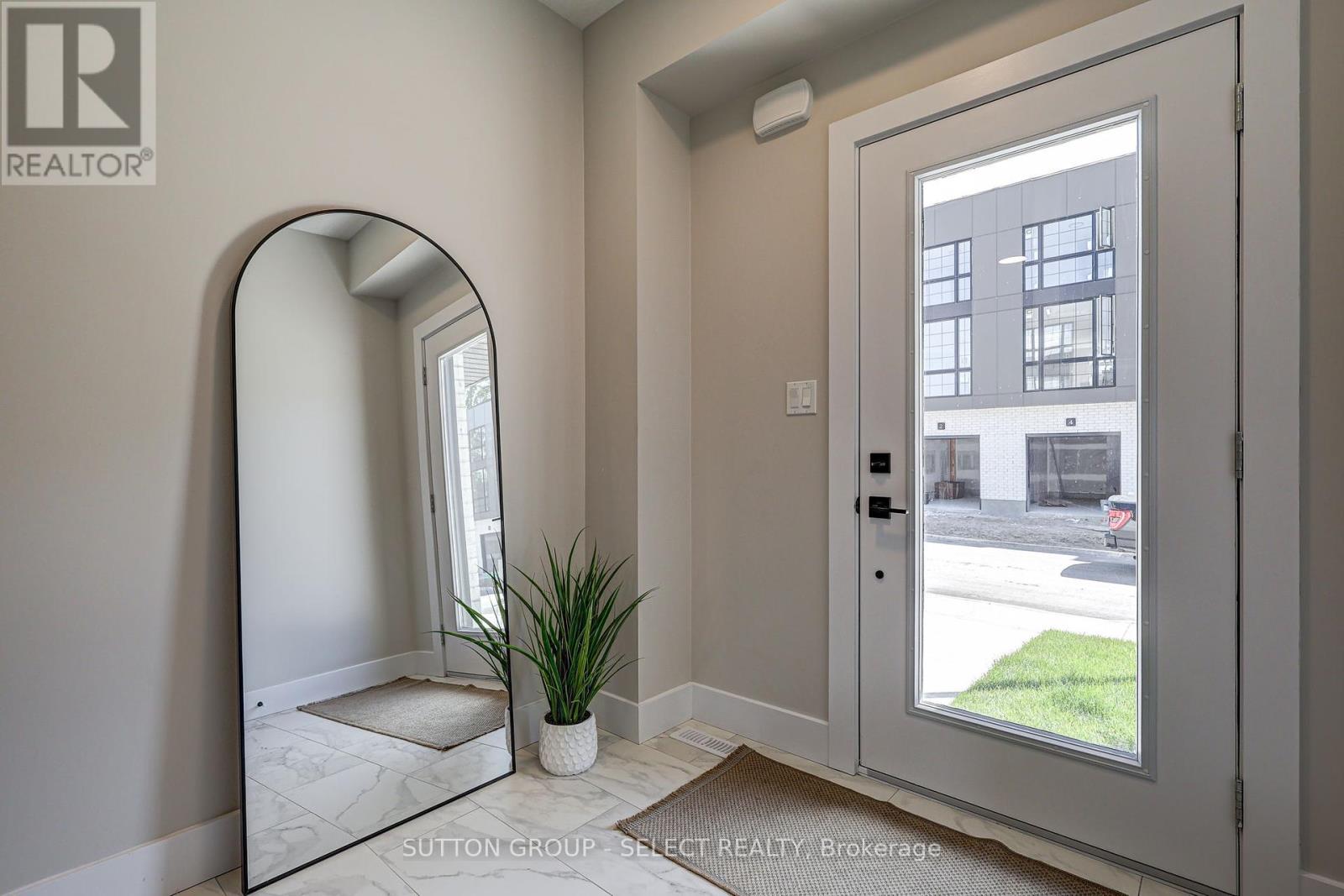Property at 3 - 2500 MAIN STREET image 4