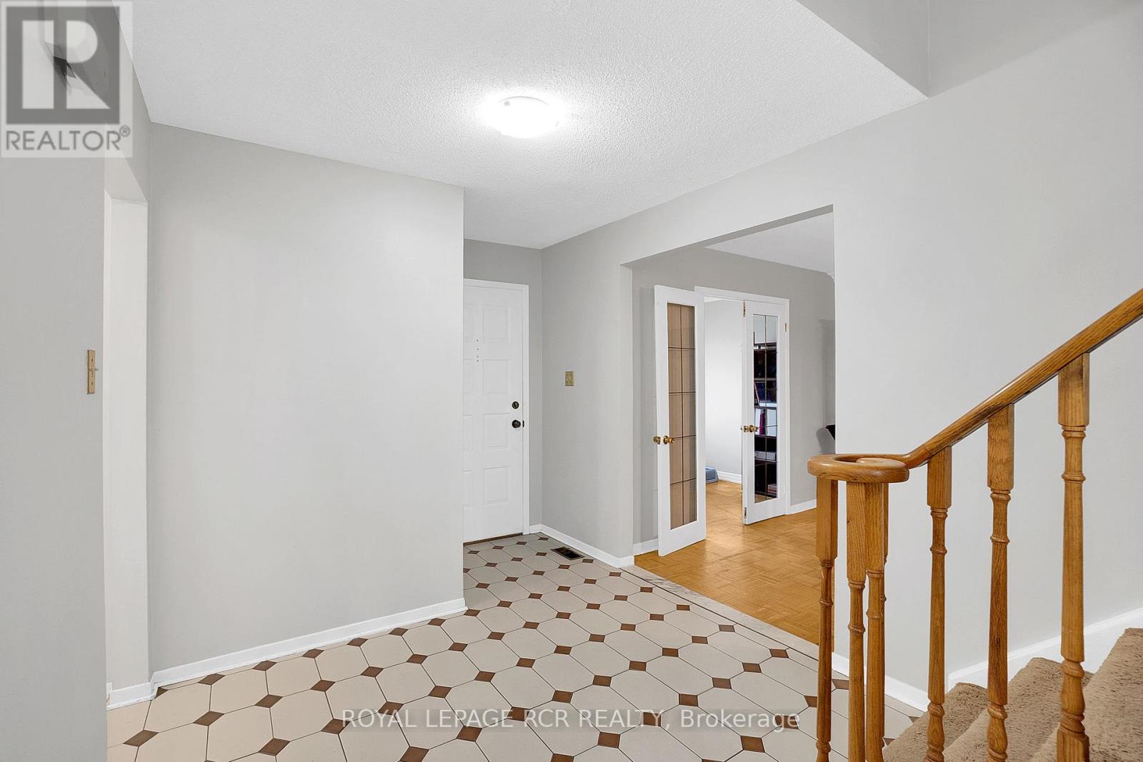 Property at 12 KING ARTHURS COURT image 5