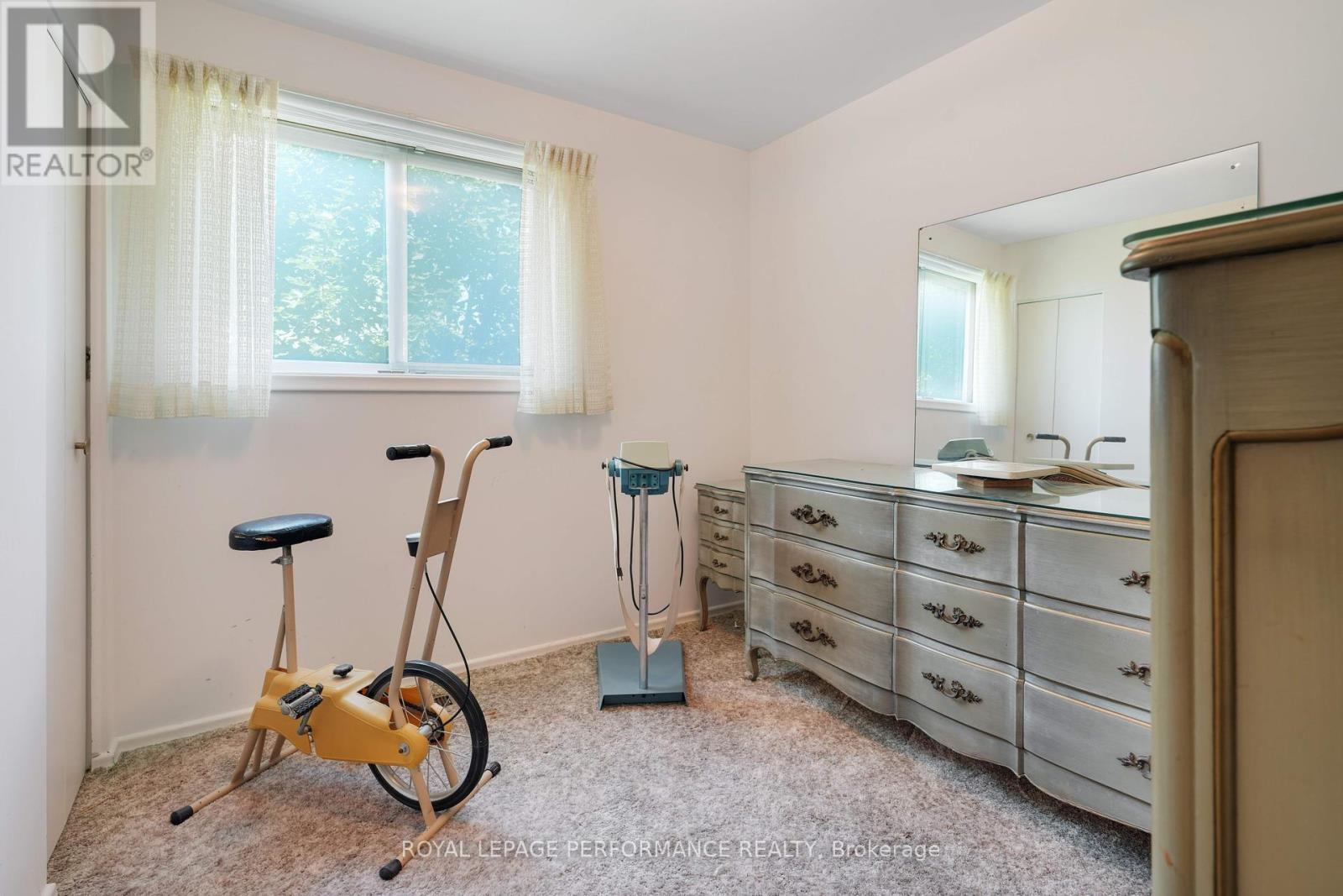 2194 Haig Drive, Ottawa, Ontario  K1G 2L2 - Photo 19 - X12298305