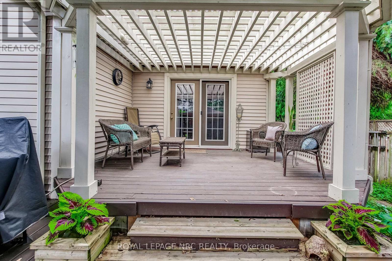 37 Frontier Drive, Niagara-On-The-Lake (Virgil), Ontario  L0S 1J0 - Photo 33 - X12298273