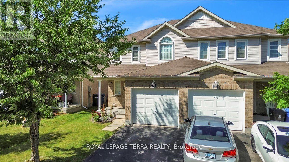 Property at 31 VIPOND STREET image 1
